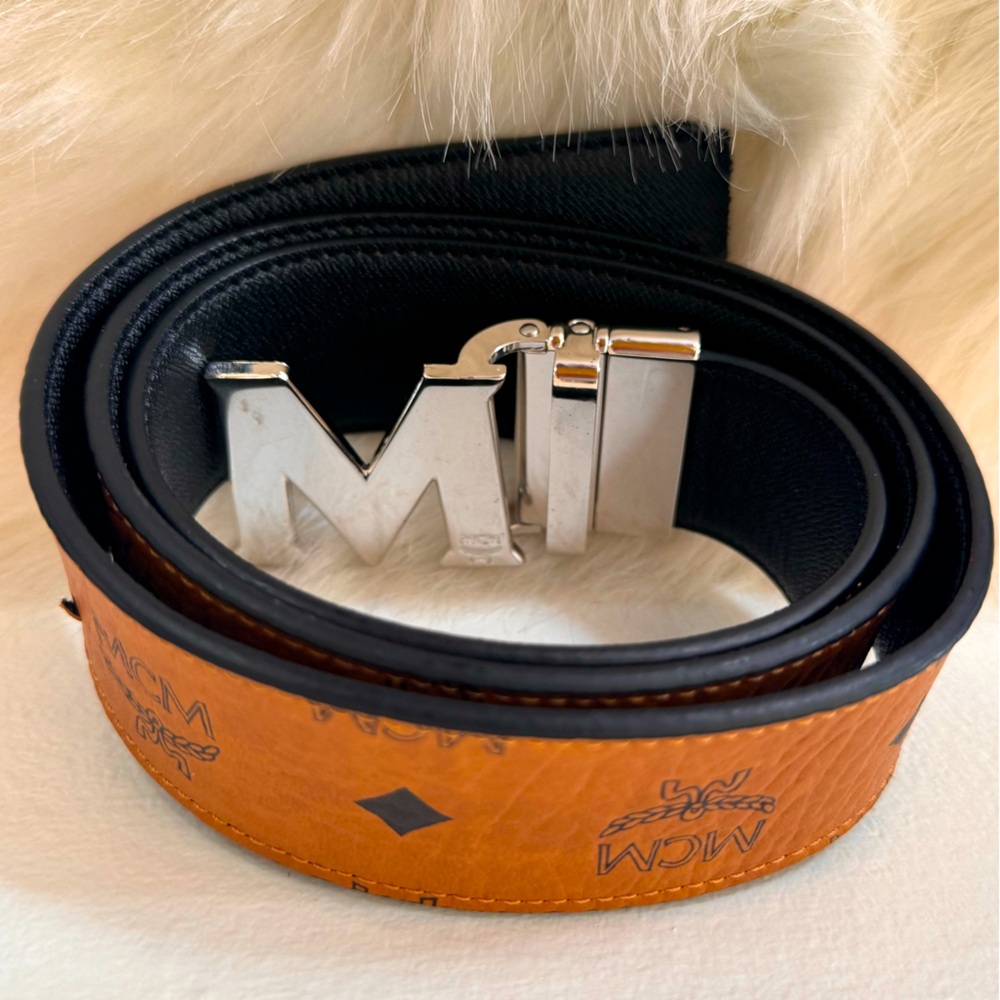 MCM Claus Reversible Logo Buckle Belt